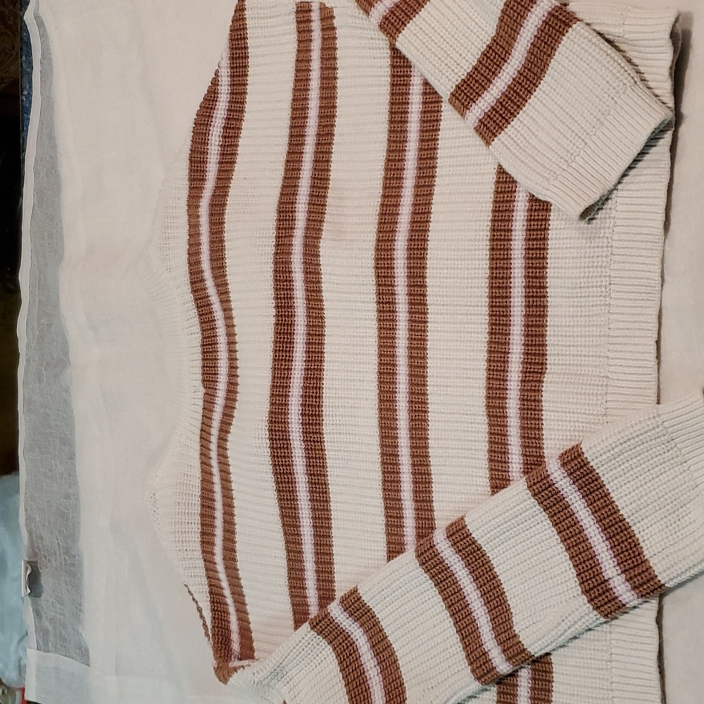 Crop sweater - Picture 3 of 3